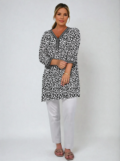 Daisy Print 3/4 Sleeve V-Neck Placket Rayon Tunic