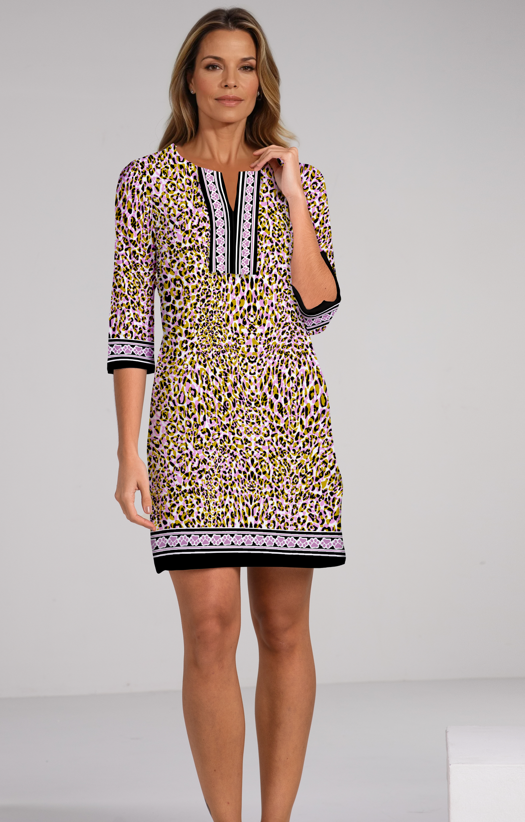 Cat Country Print Cotton Knit 3/4 Sleeve Slit Neck Dress (Regular Fit)