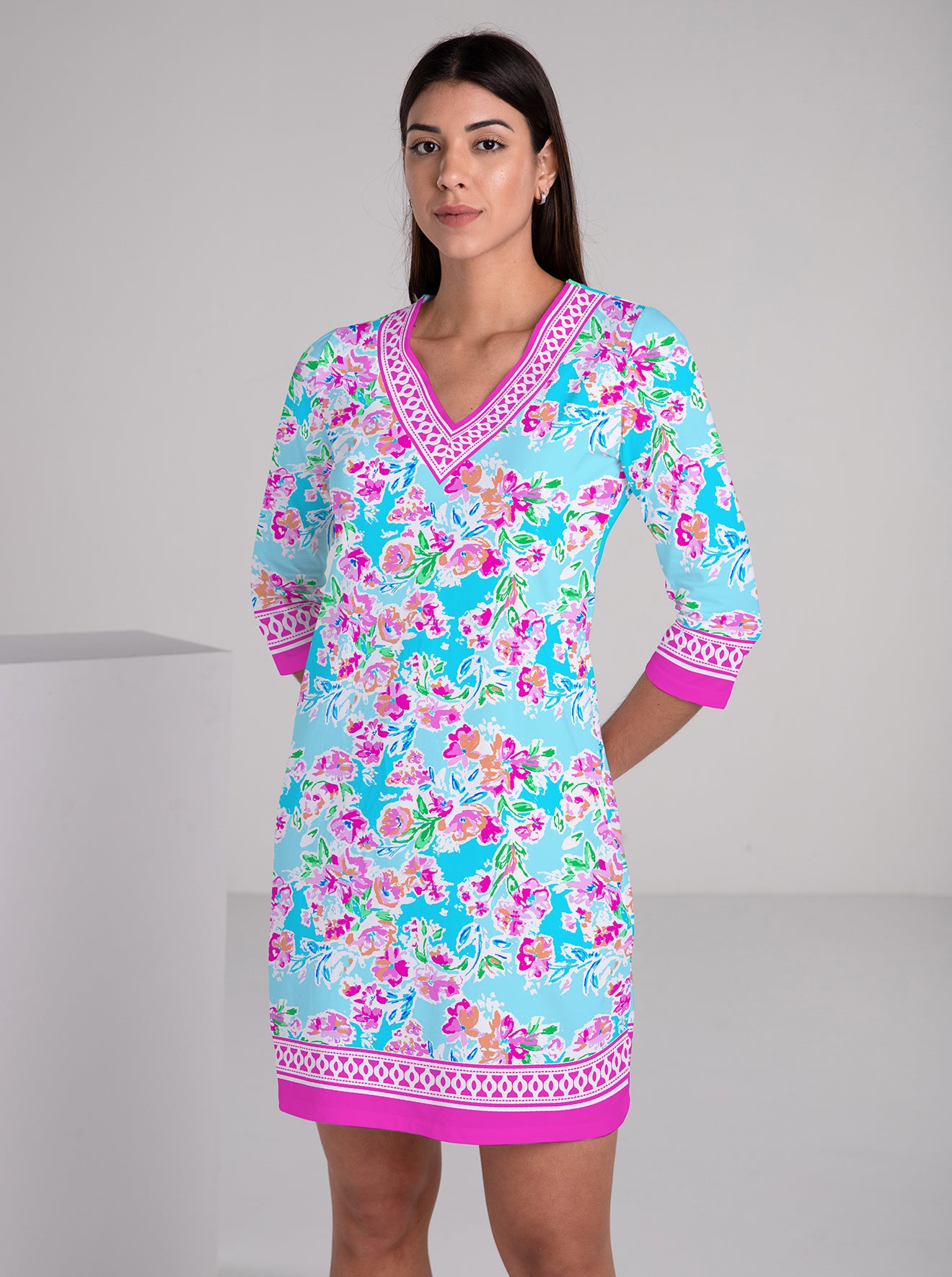 Fenomina Print Cotton Knit 3/4 Sleeve V-Neck Dress