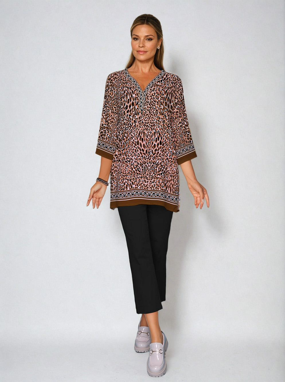 Cat Country Print 3/4 Sleeve V-Neck Placket Tunic