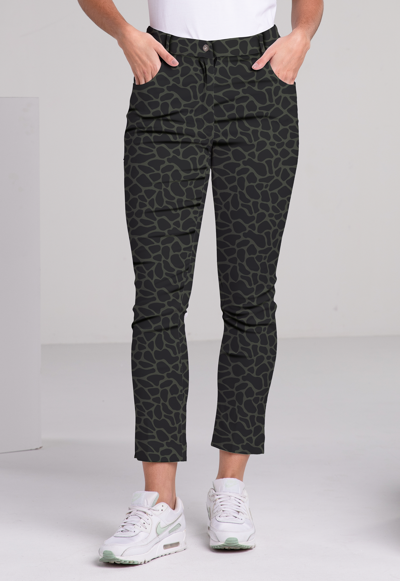 Giraffe Printed Twill Stretch Jean Pant