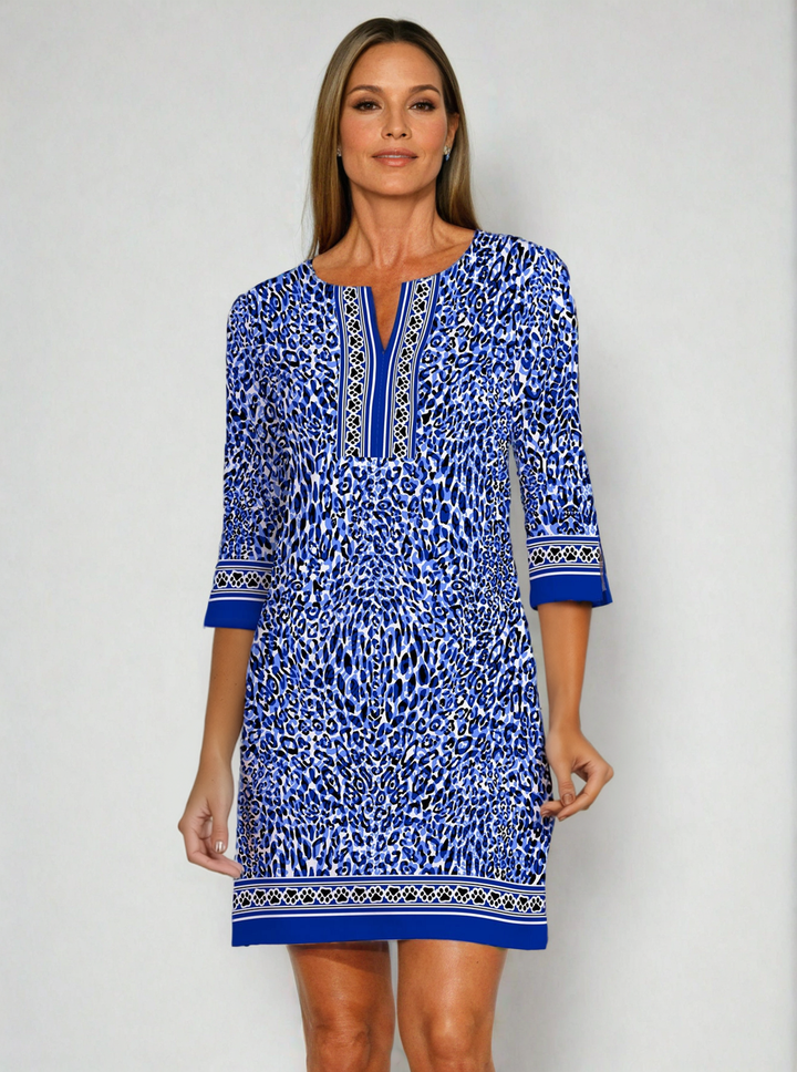 Cat Country Print Cotton Knit 3/4 Sleeve Slit Neck Dress (Regular Fit)