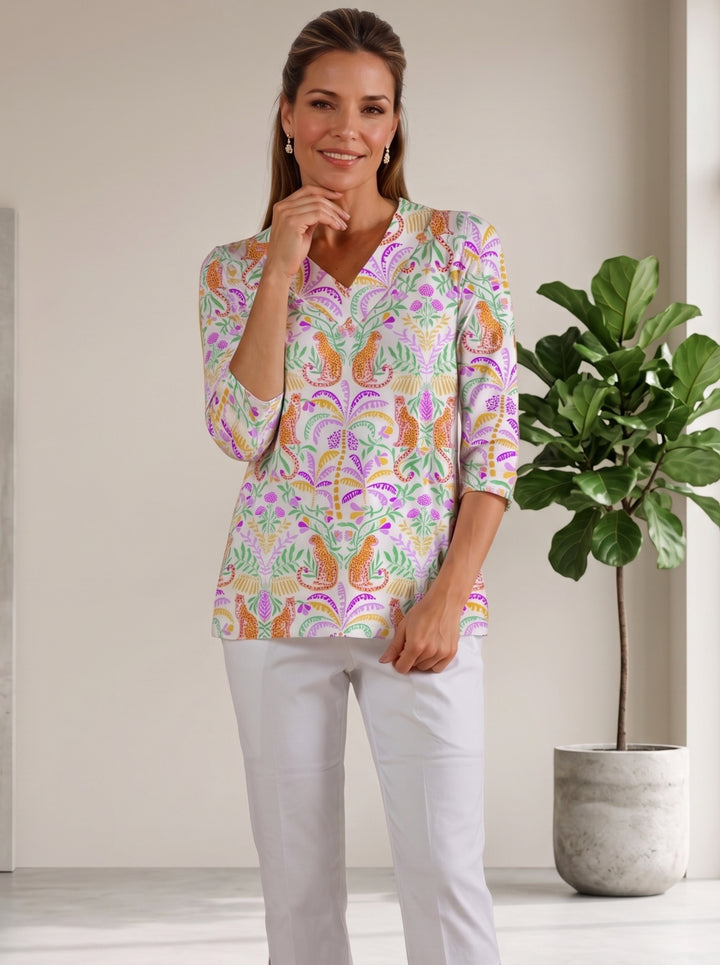 Cheetah in Bloom Print Cotton Knit 3/4 Sleeve V-Neck Top