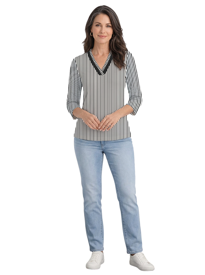 Vertical Stripe Print Cotton Knit 3/4 Sleeve V-Neck Top